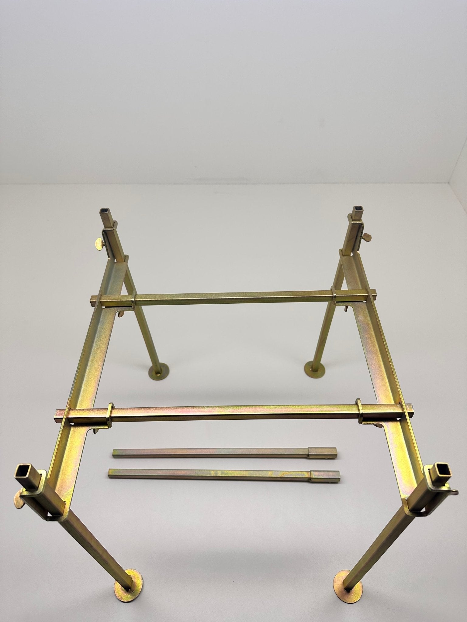 Gold Cube Universal Stand - Prospecting Equipment - Prospectors Dream