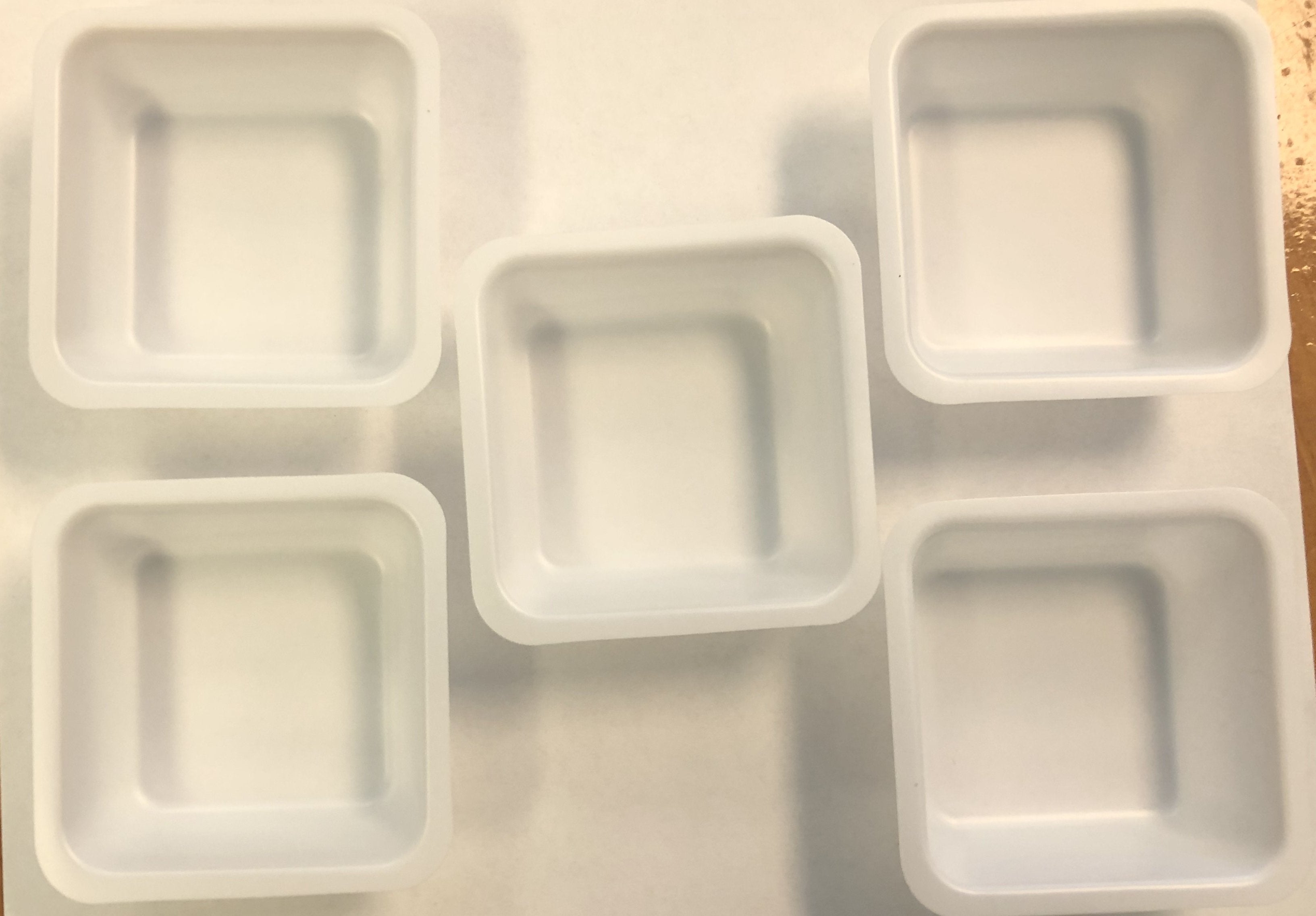 Weighing Boats - Medium Square Plastic 5-pack