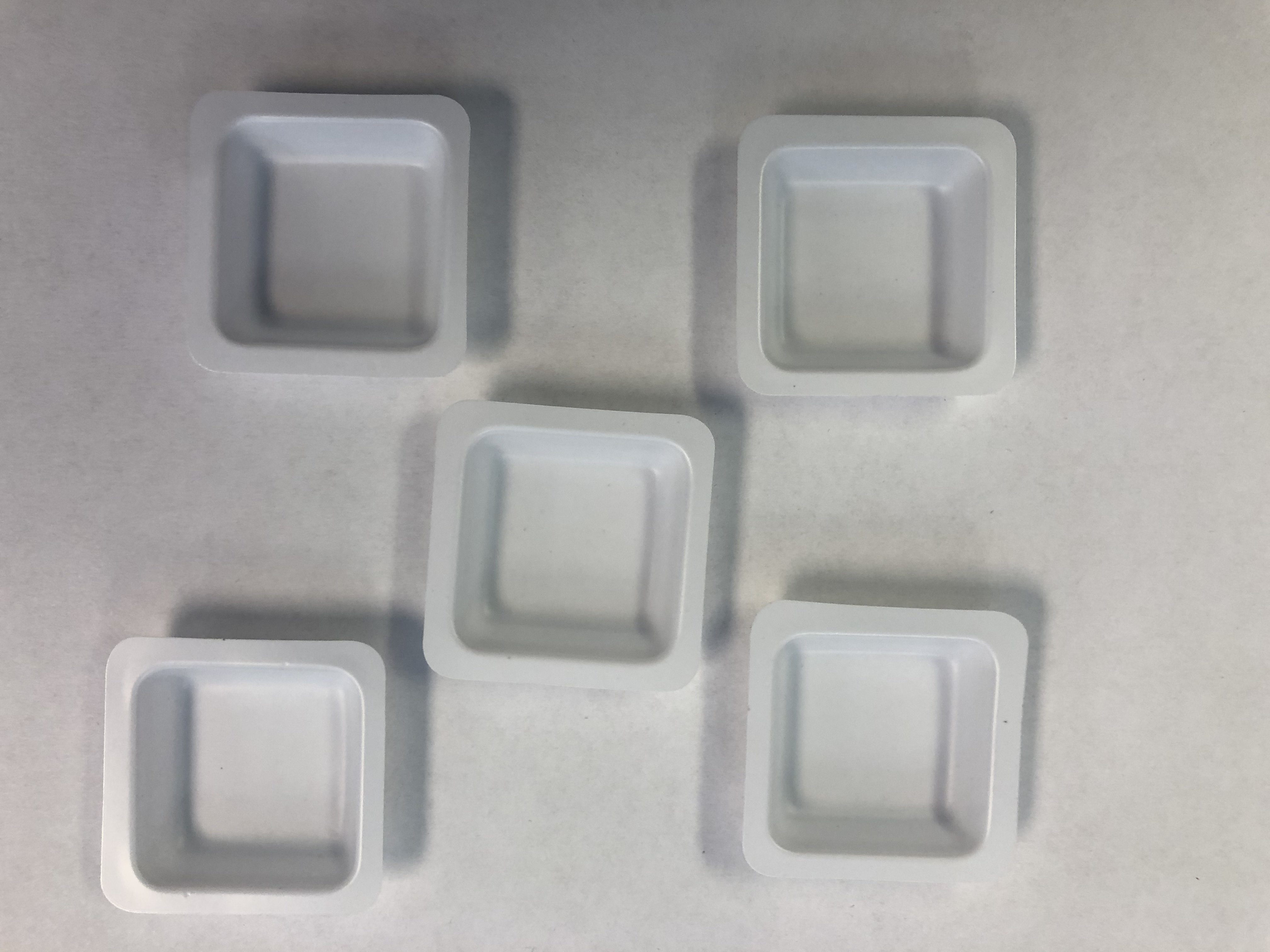 Weighing Boats - Small Square Plastic 5-pack